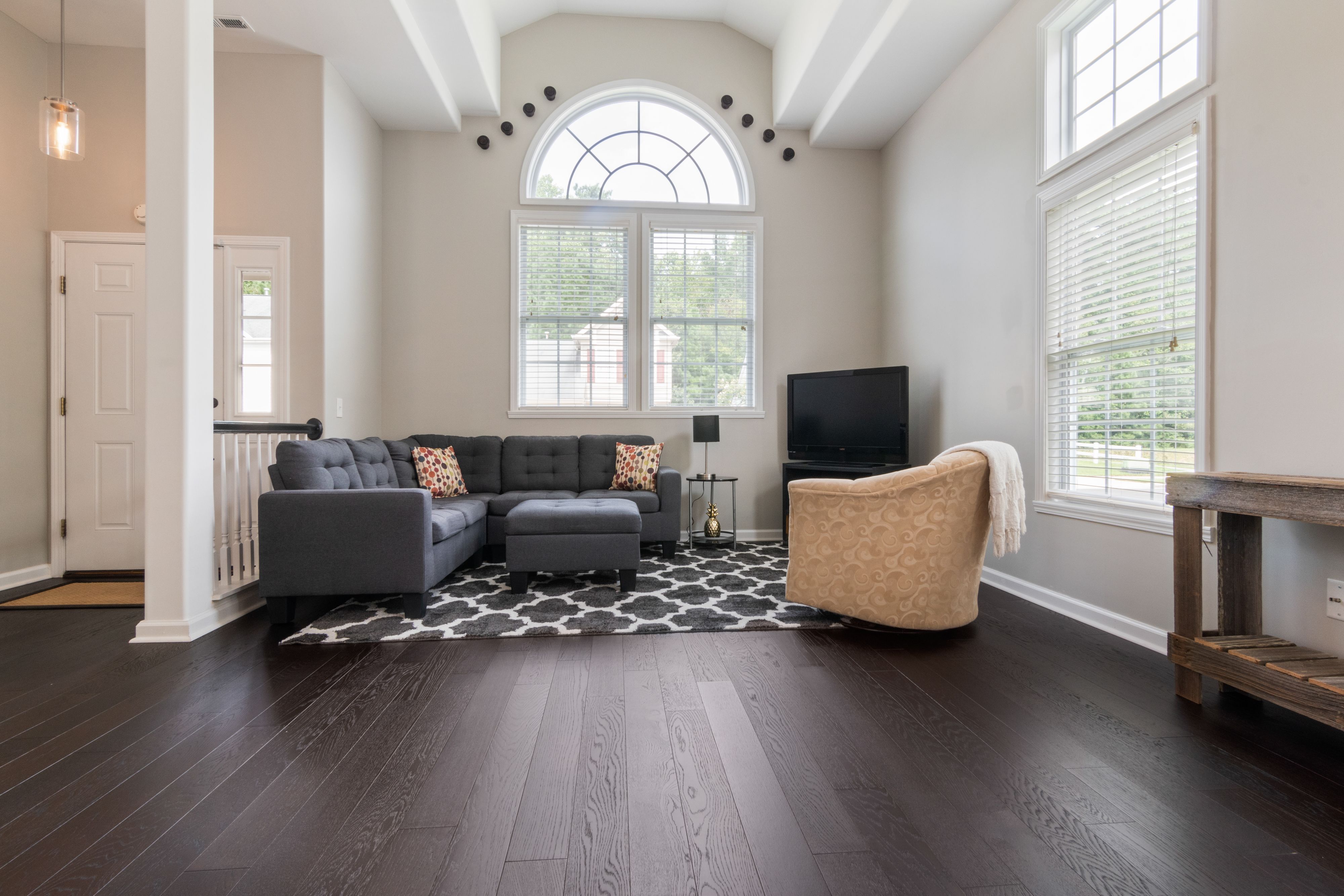Floor polishing service