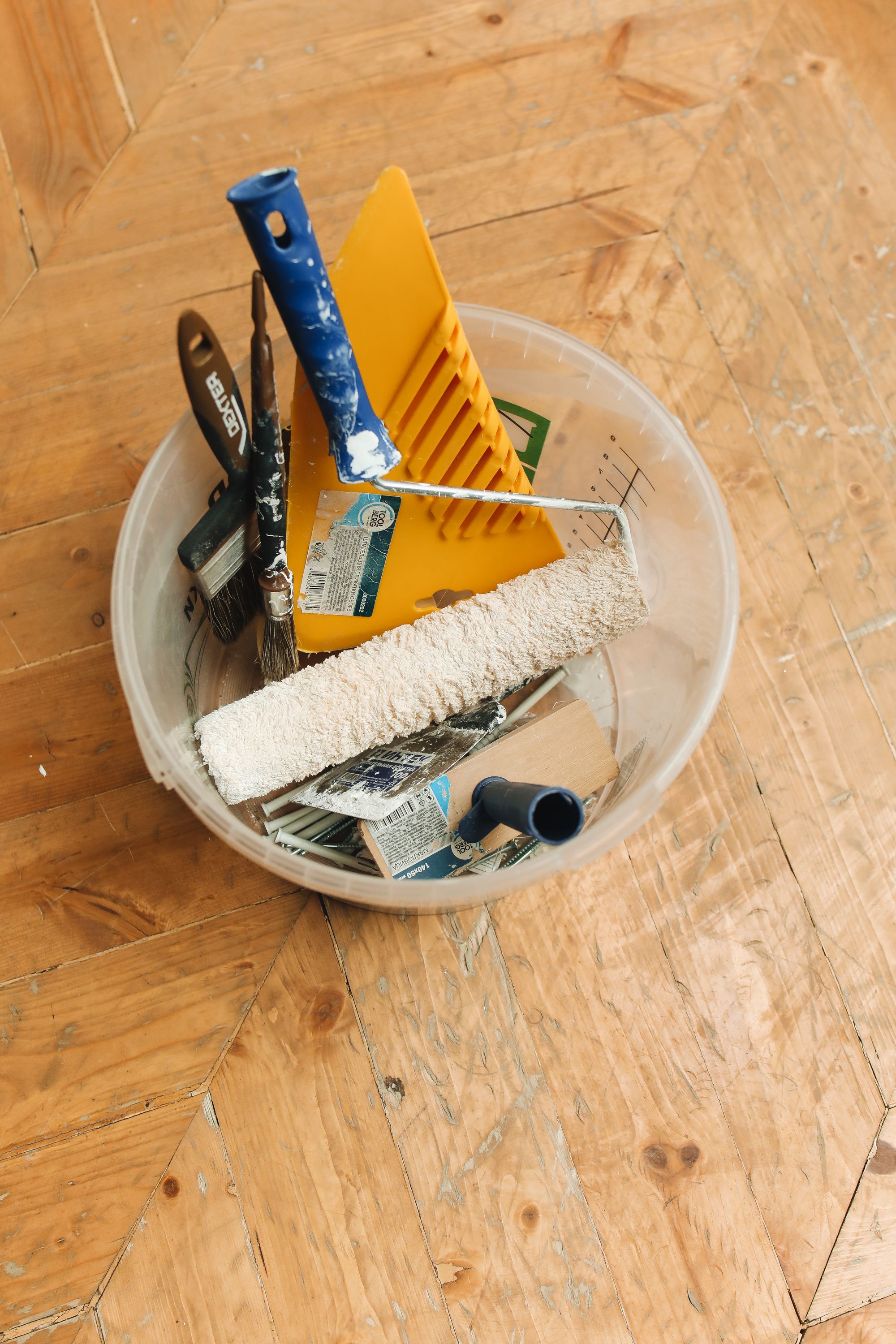 Commercial floor services